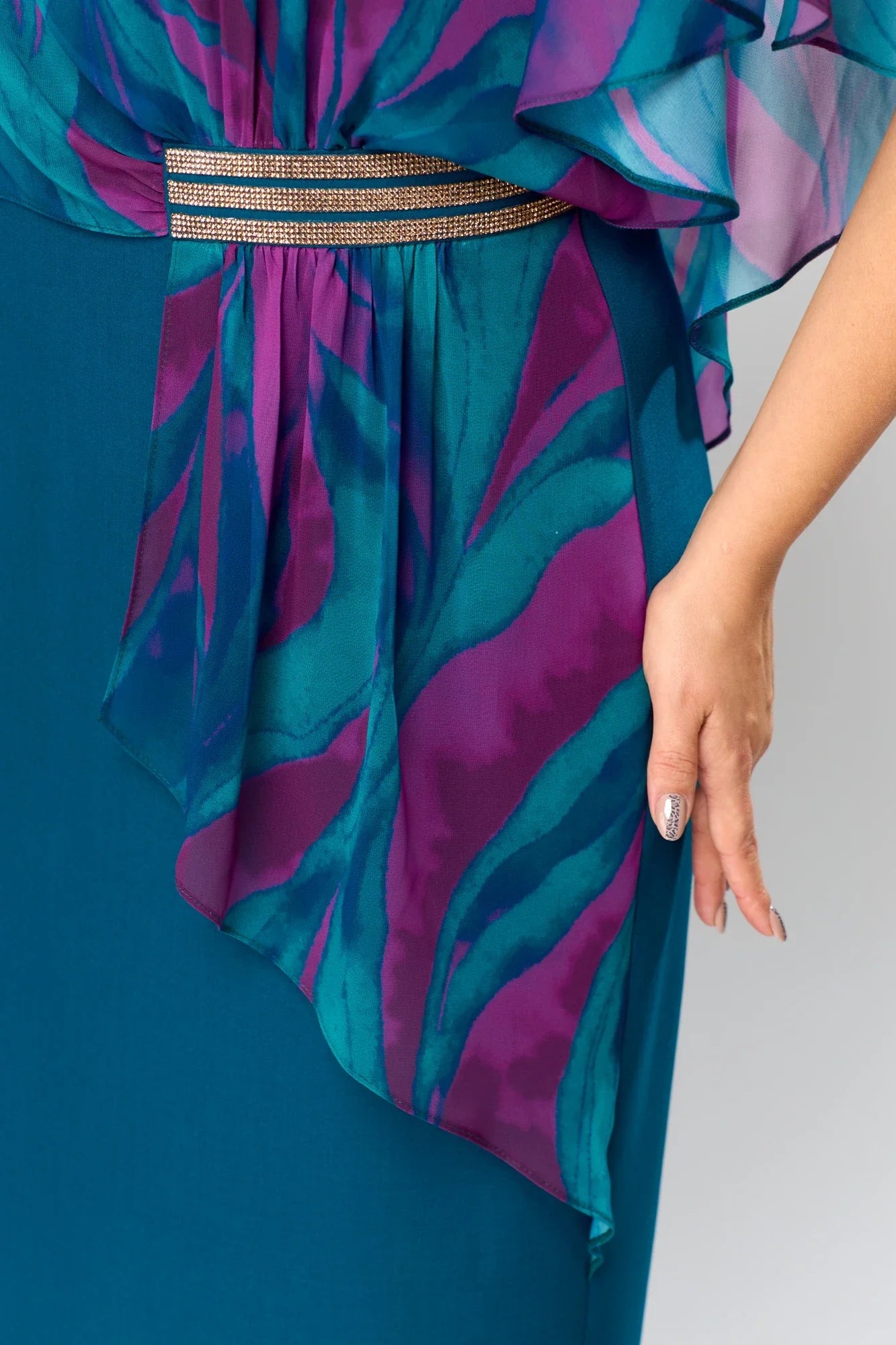 Elara™ | Premium chiffon overlay jurk – Elegante en tijdloze stijl