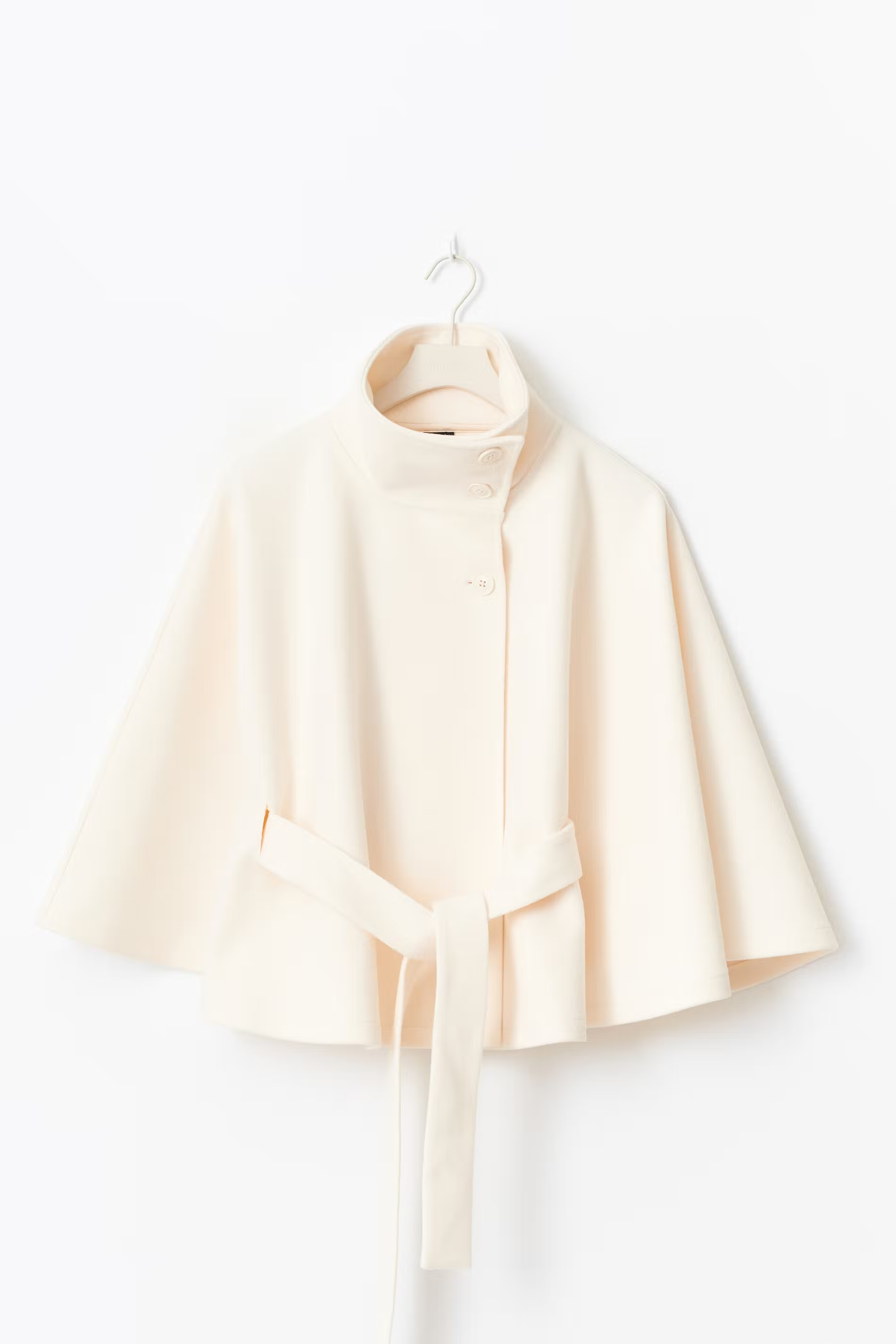 Loreza Capejas | Elegante Damesjas met Ceintuur & Hoge Kraag