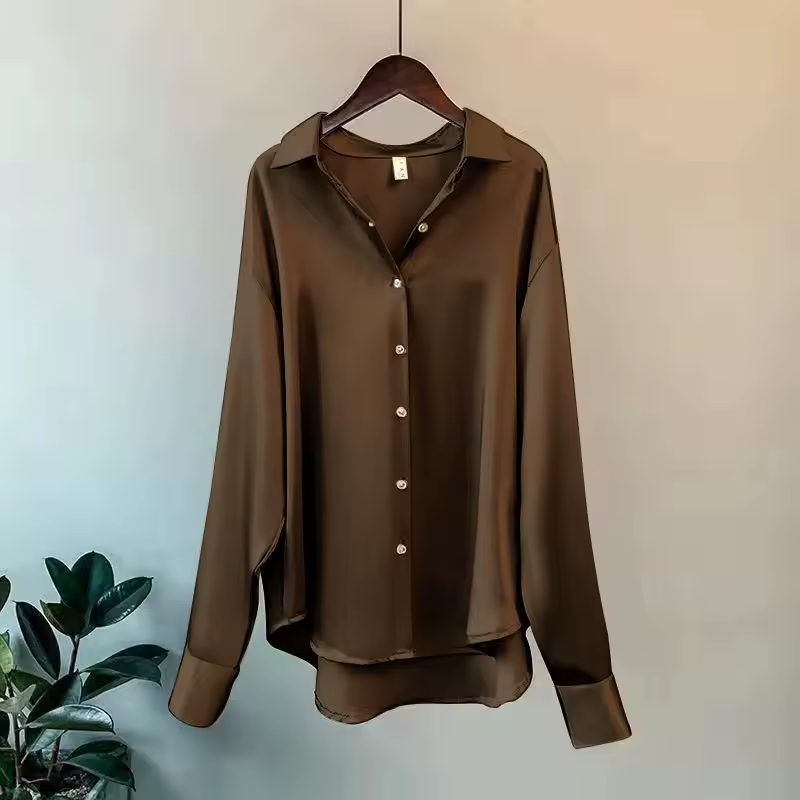 Satin Oversized Knopen Blouse met Lange Mouwen