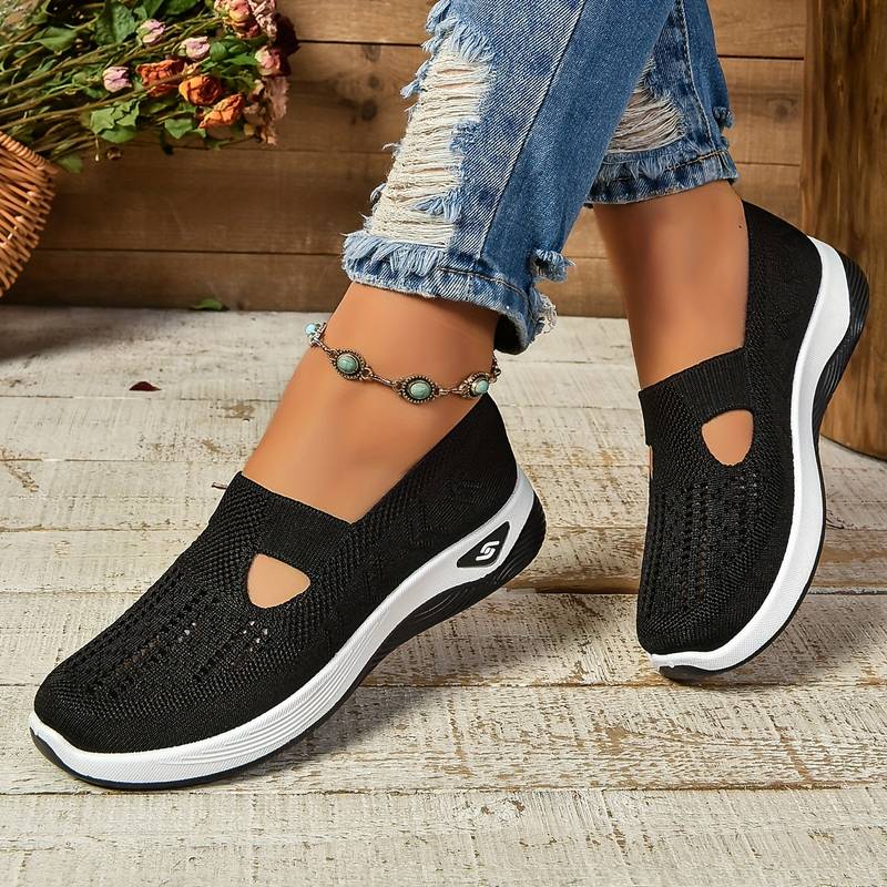 Virelia™ | Orthopedische SoftStep-sneakers – Elegante ondersteuning voor moeiteloze dagen.