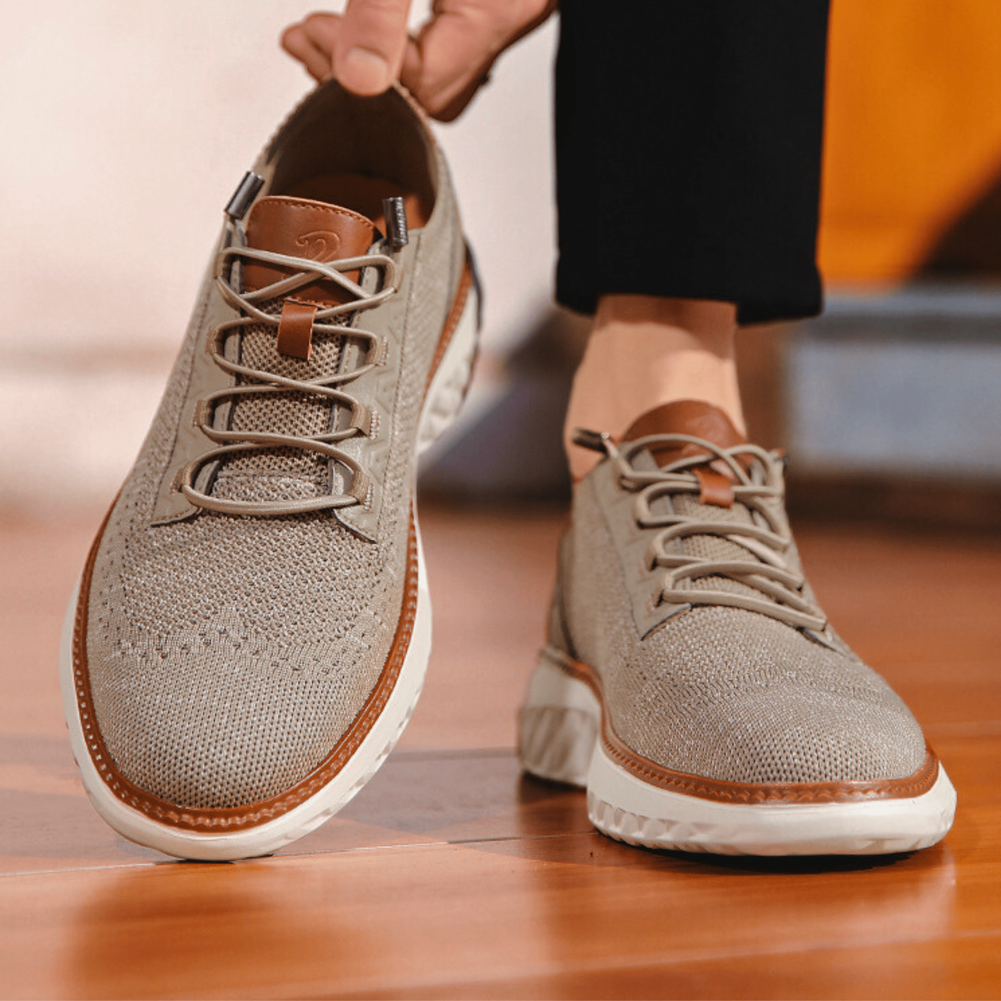 De Corbin Knit Sneaker