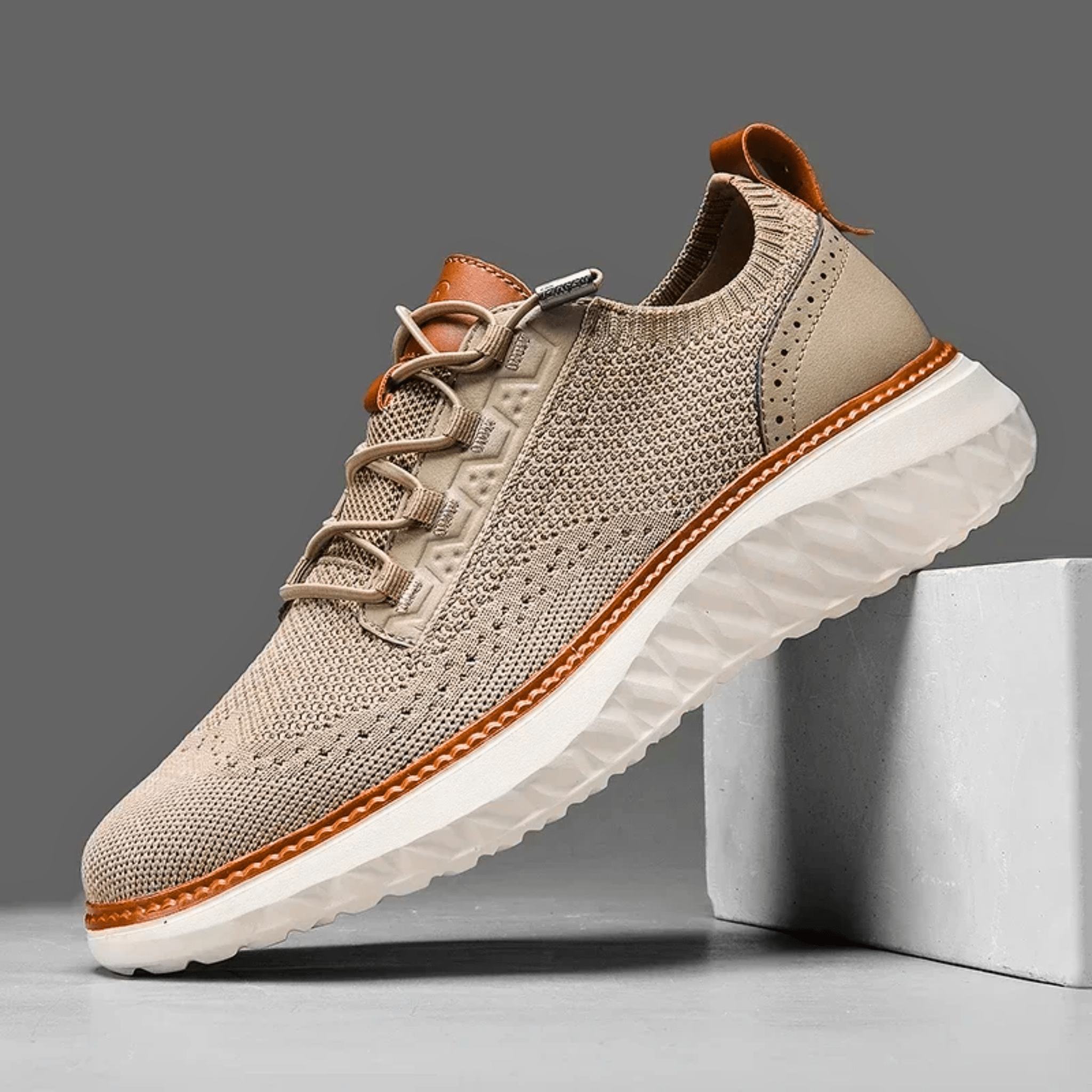De Corbin Knit Sneaker