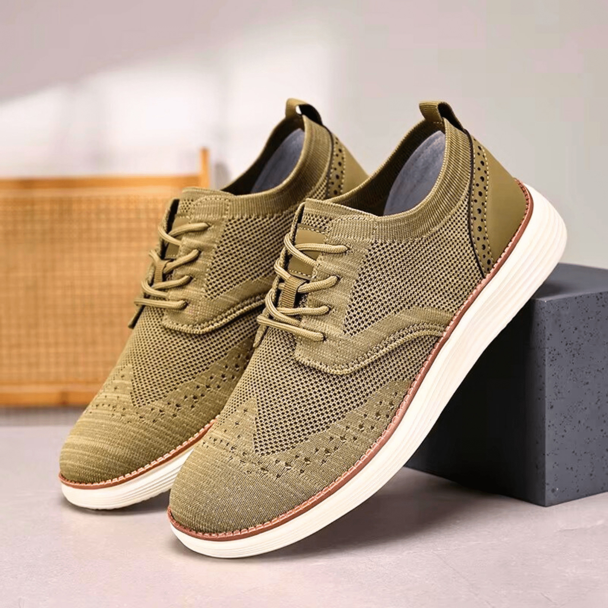 De Everett Sneaker