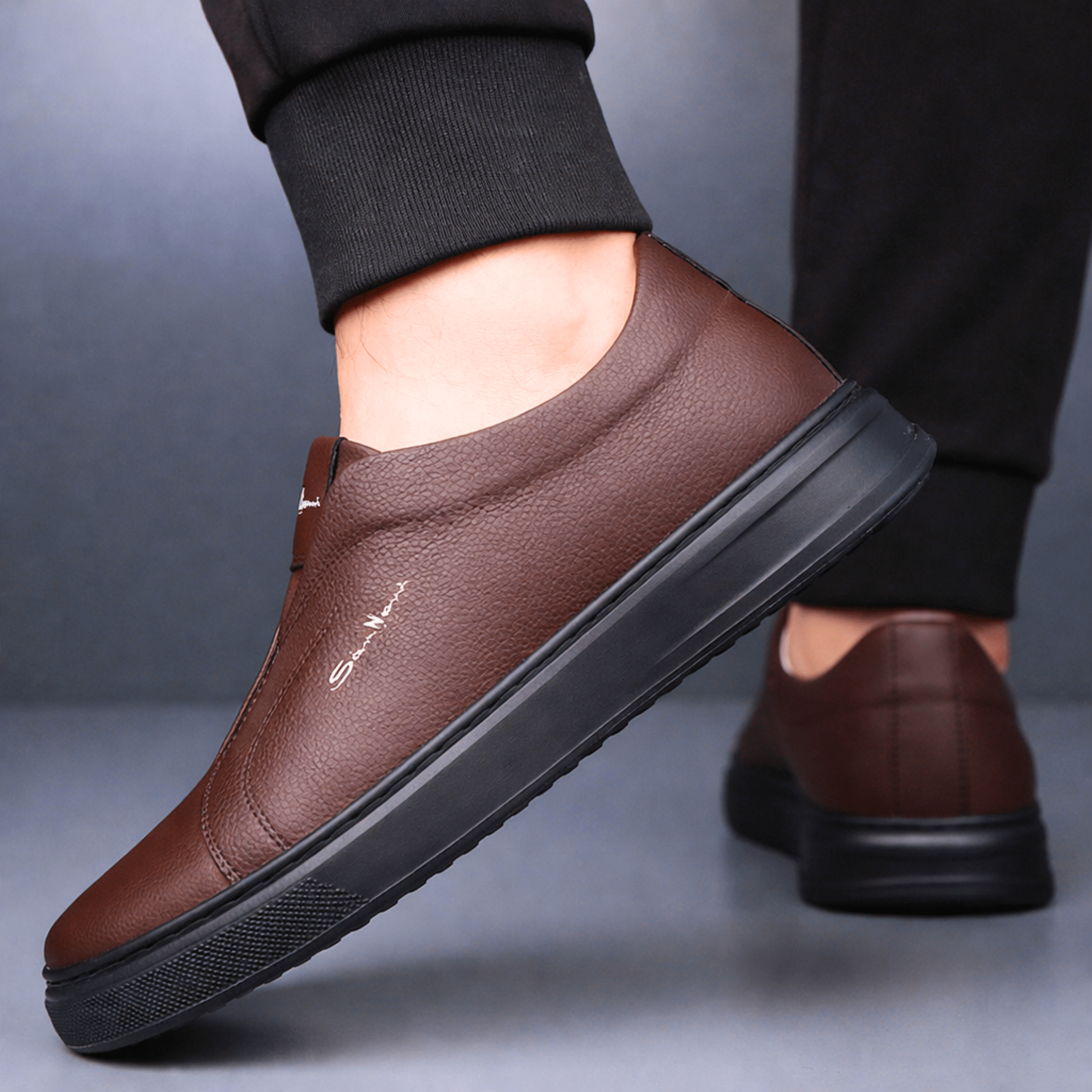De Torvane Slip-On