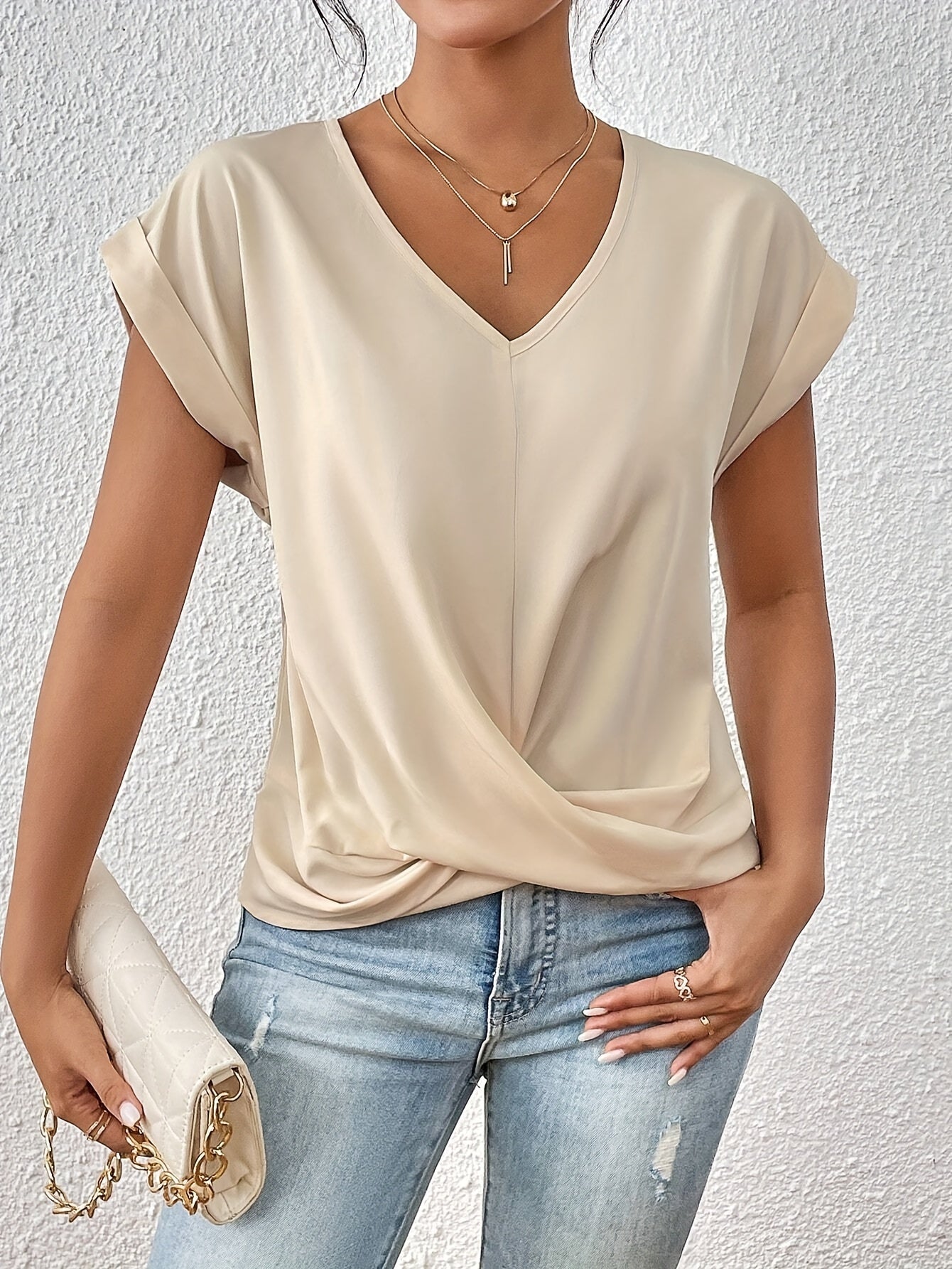 Bloom™ | Comfortabel T-shirt met elegante halslijn (TIJDELIJK 1+1 GRATIS!)