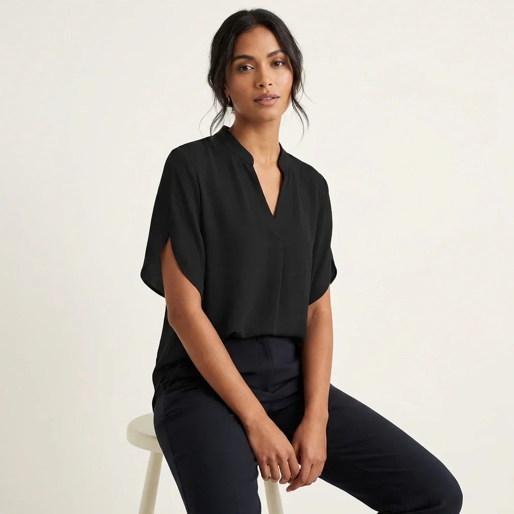 Lichte zomerblouse met V-hals voor dames - Aurélie