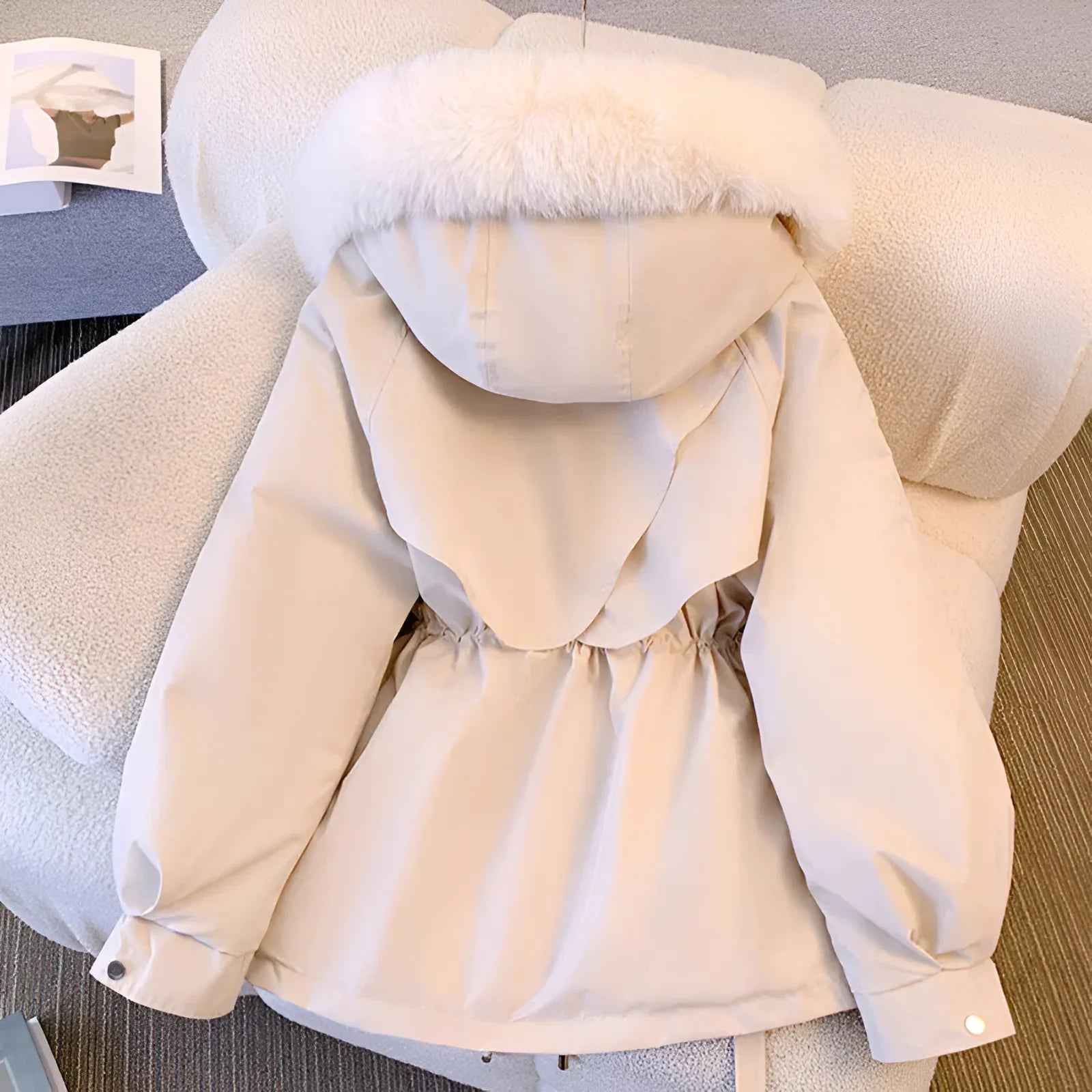 Kassandra™ | Premium winterparka met bontkap – Knus comfort en tijdloze stijl