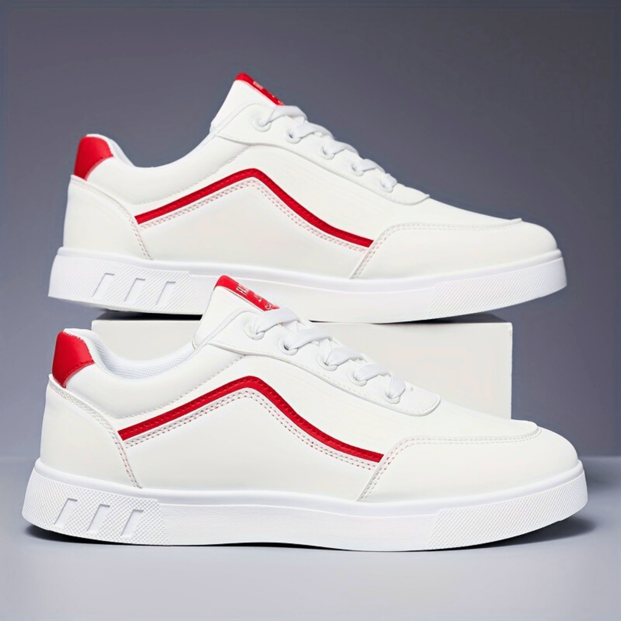 De Caspian Sneaker