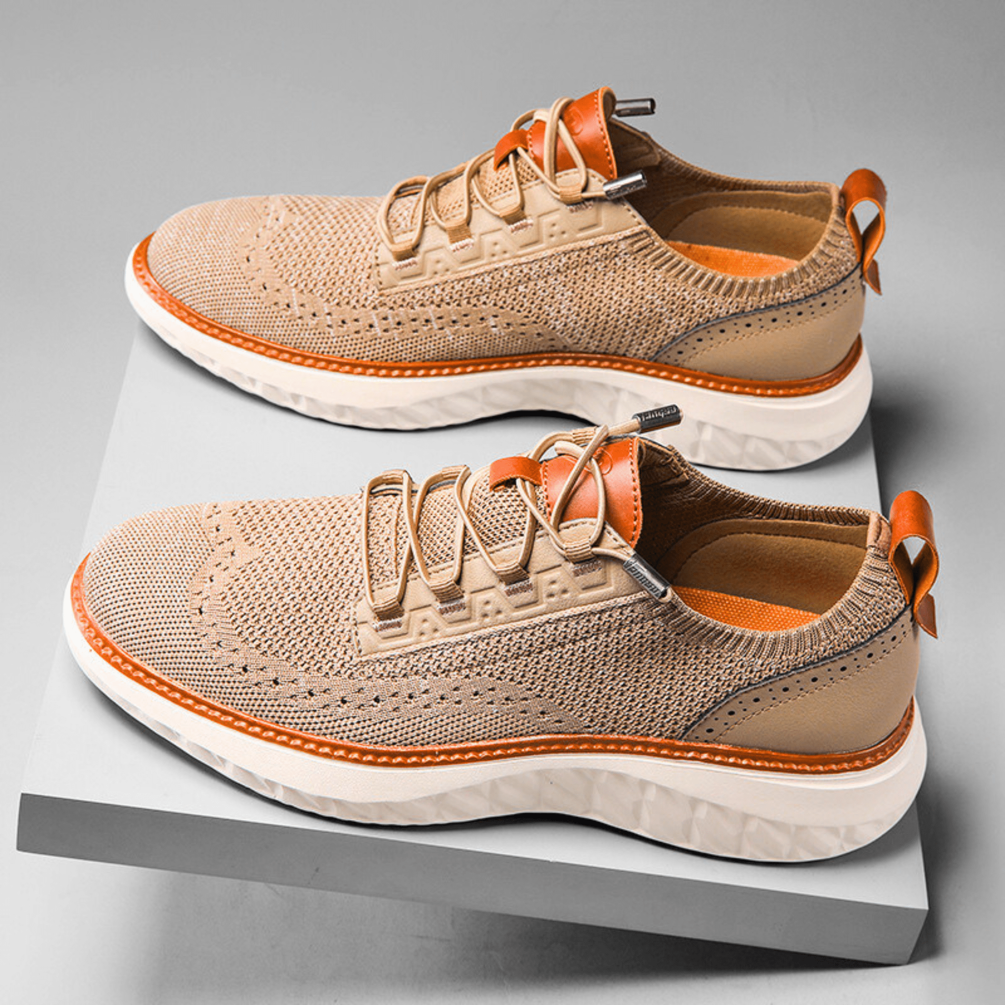 De Corbin Knit Sneaker