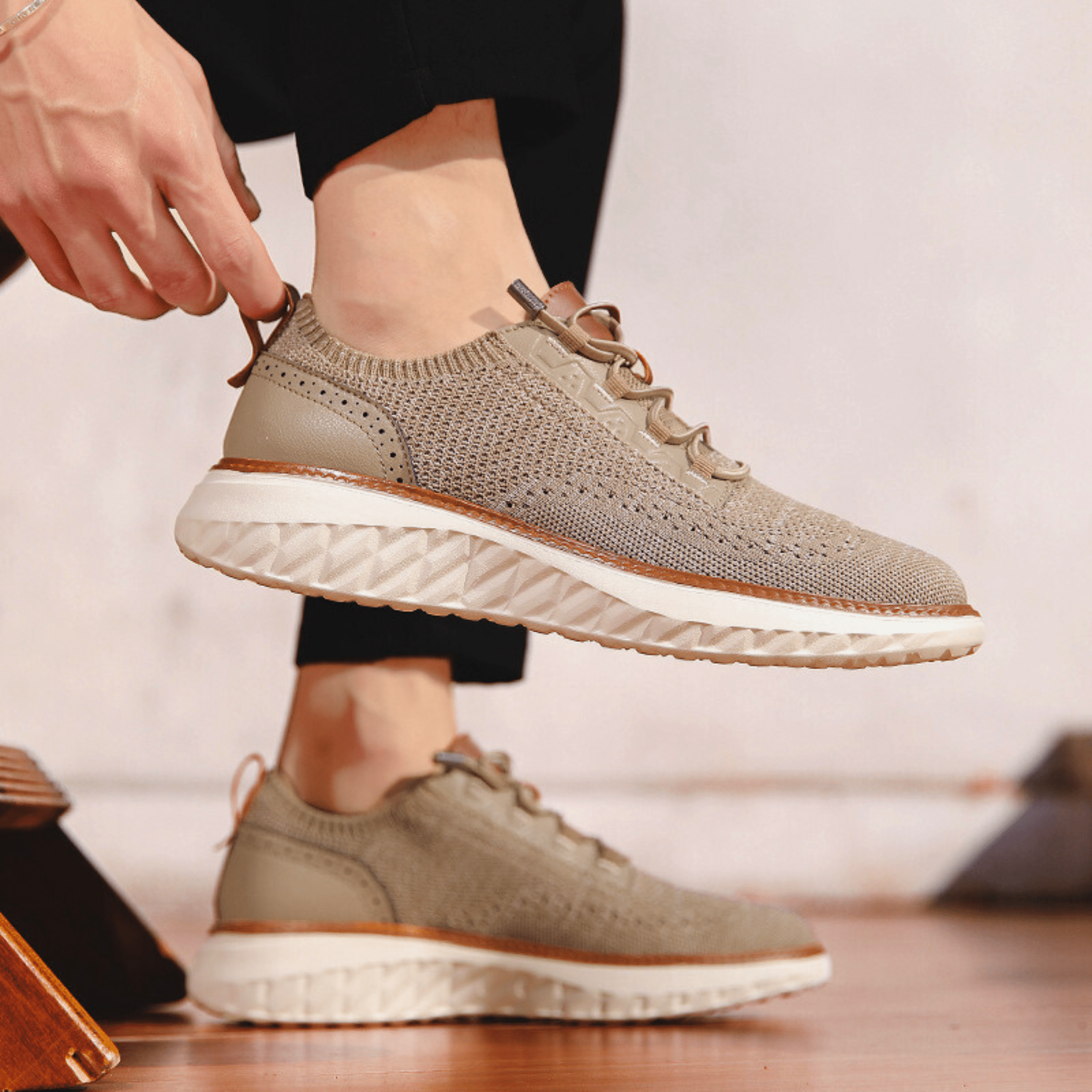 De Corbin Knit Sneaker