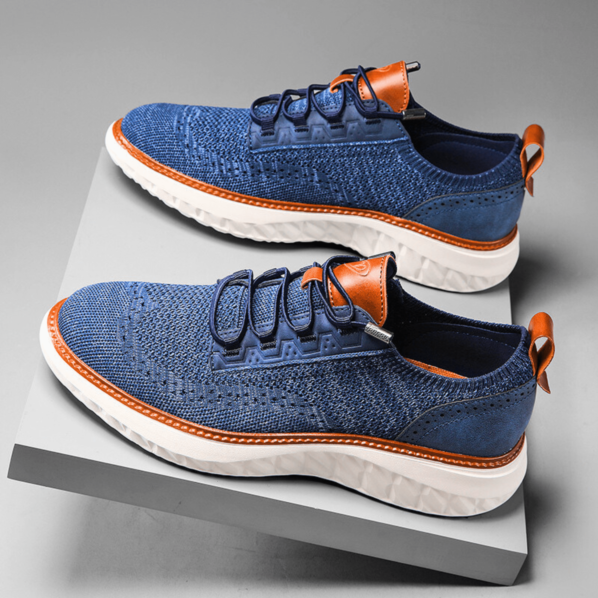 De Corbin Knit Sneaker